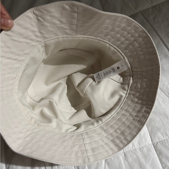 LULULEMON Bucket Hat - Picture 3 of 3